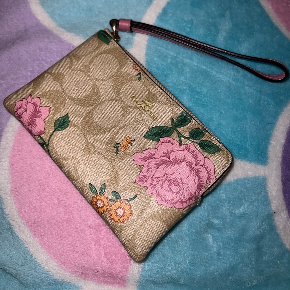 Coach wristlet